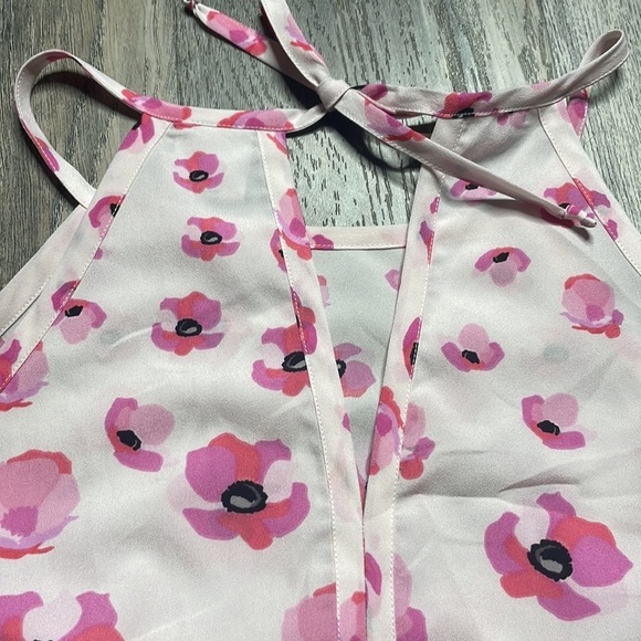 CAbi Floating Poppy Floral Halter Tank Blouse, keyhole back with tie, size small - Picture 12 of 13